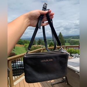 Michael Kors Cross body purse